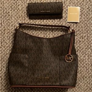 🚫SOLD ON MERCARI NWT Michael Kors Anita purse